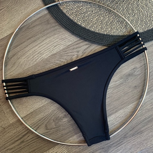 Bombshell Longline Bikini Top 32C 34B L bottoms - Picture 5 of 5